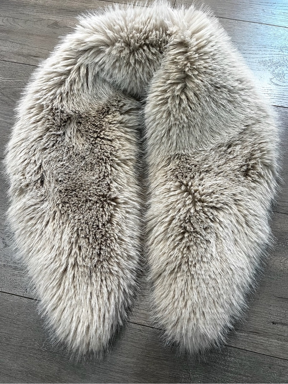 Plush Beige/Taupe Fur Collar Scarf